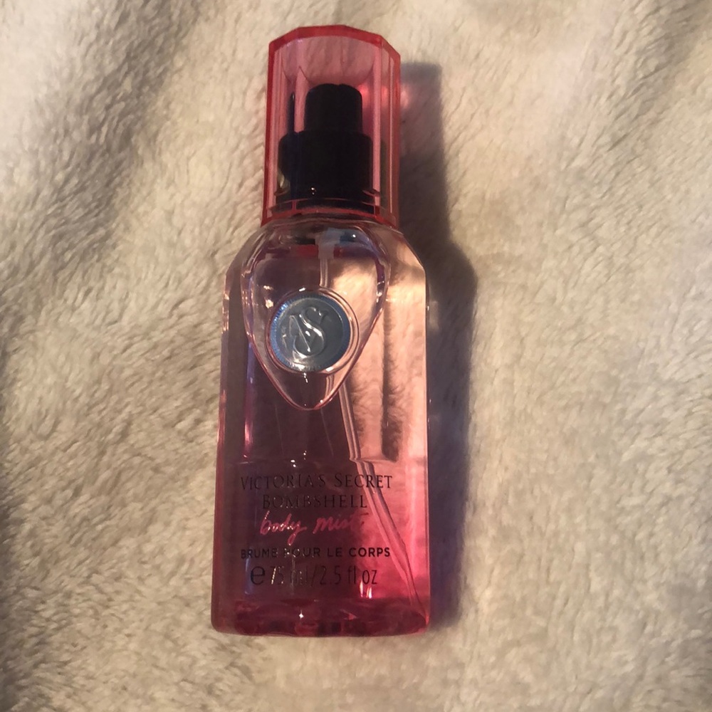 VS Bombshell body mist